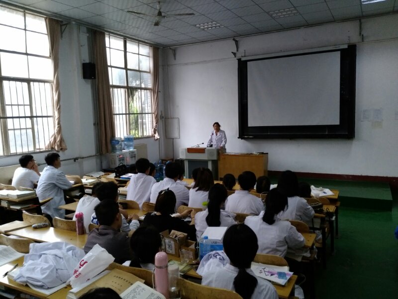 5b1f20156a659.jpg 5b1f20156a659.jpg